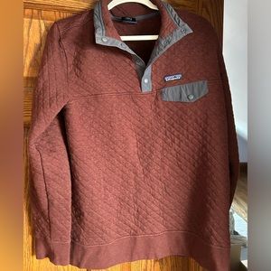Large Patagonia Waffle pullover Maroon color